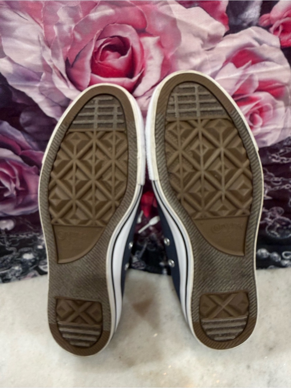 Converse Chuck Taylor All Star Shoreline Sneaker - Women's Size 9. - Picture 4 of 5
